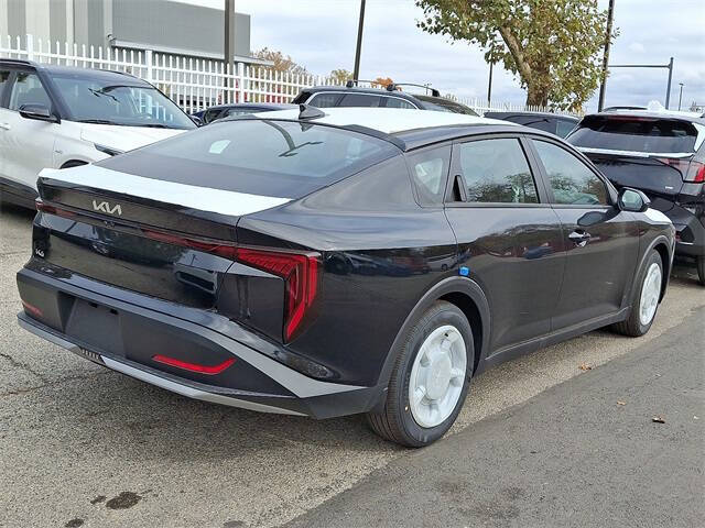 2025 Kia K4 LXS