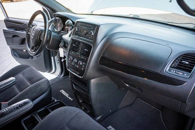 2017 Dodge Grand Caravan SE Plus