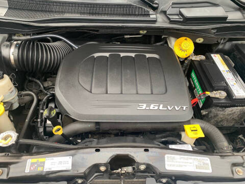 2016 Chrysler Town and Country Touring