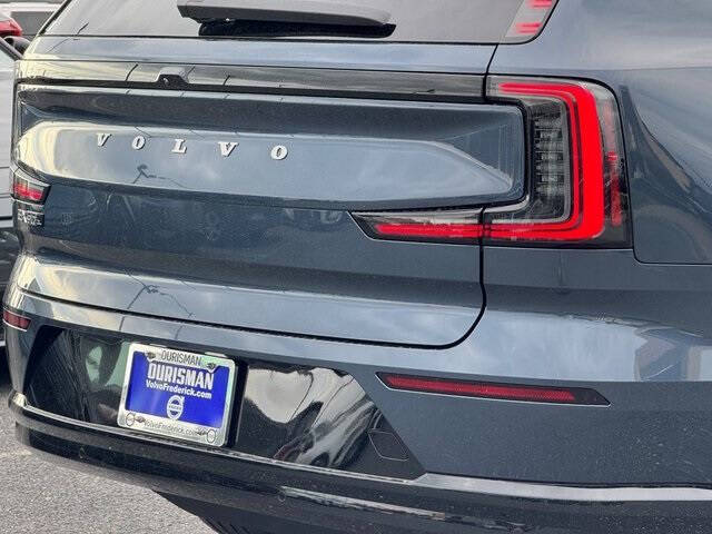 2025 Volvo EX90 Twin Plus 7P