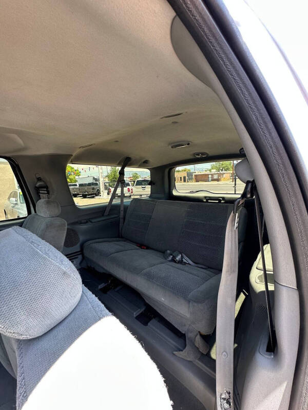 2003 Ford Excursion XLT