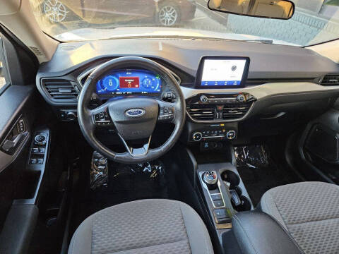 2020 Ford Escape Hybrid SE Sport