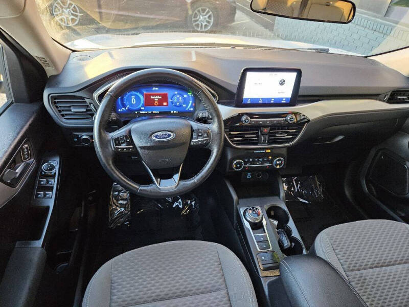 2020 Ford Escape Hybrid SE Sport