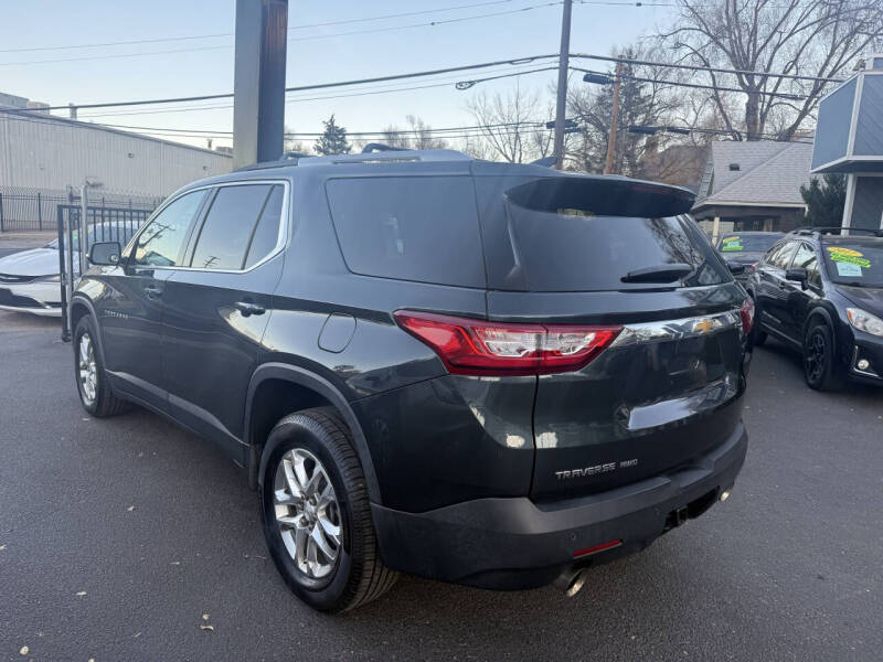 2018 Chevrolet Traverse LT Cloth