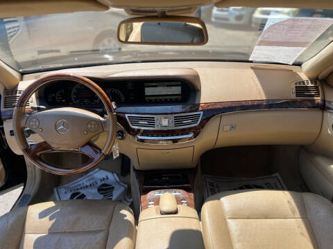 2010 Mercedes-Benz S-Class S 550 4MATIC