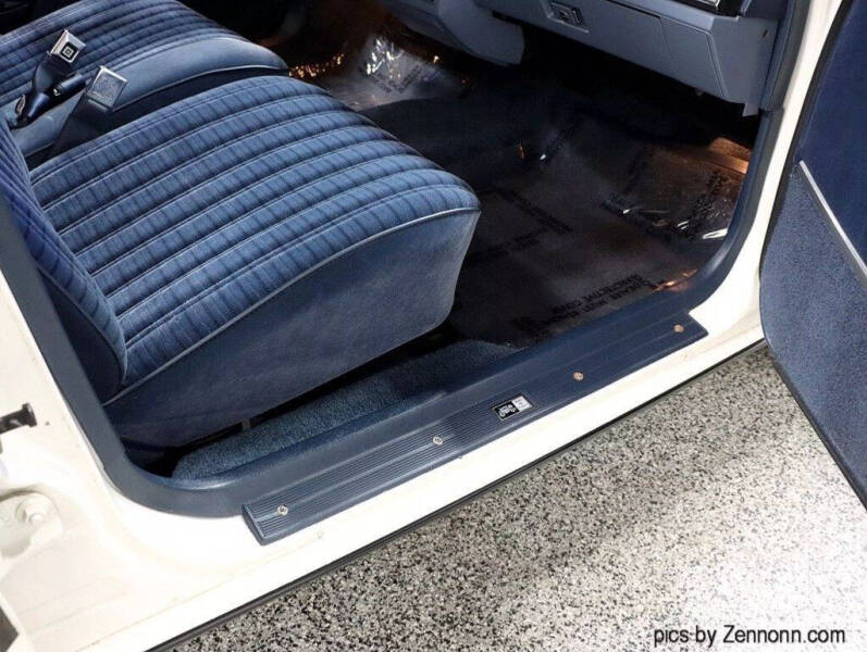 1987 Oldsmobile Delta Eighty-Eight Royale