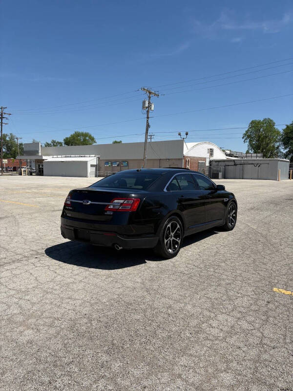 2015 Ford Taurus SEL