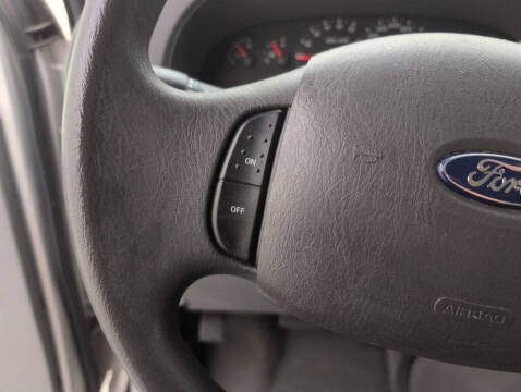 2007 Ford E-Series E-350 SD XLT