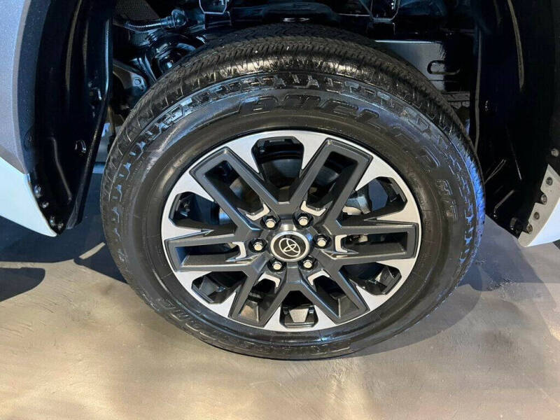 2024 Toyota Tundra Limited HV