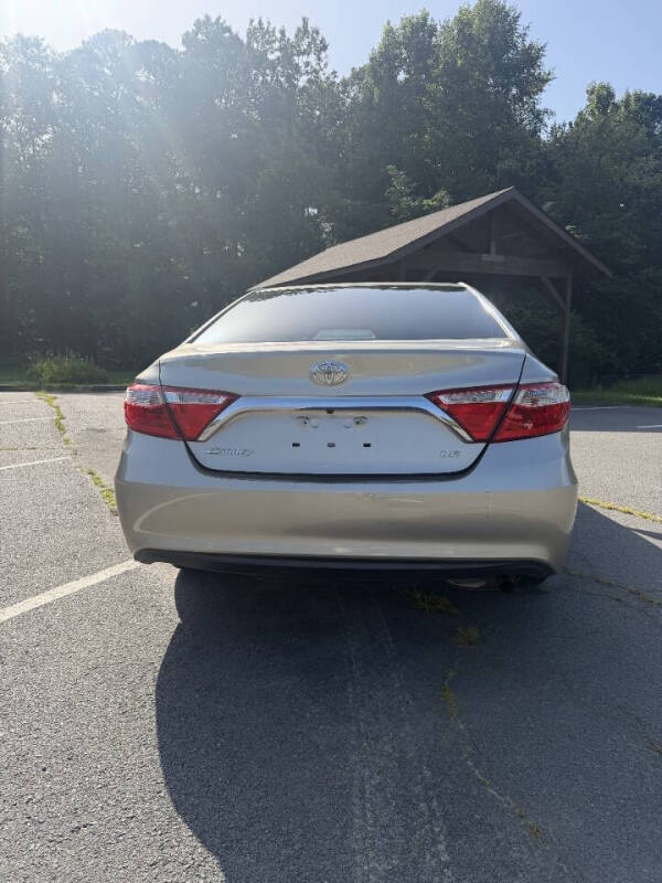 2017 Toyota Camry LE