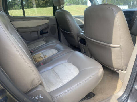 2005 Ford Explorer Eddie Bauer