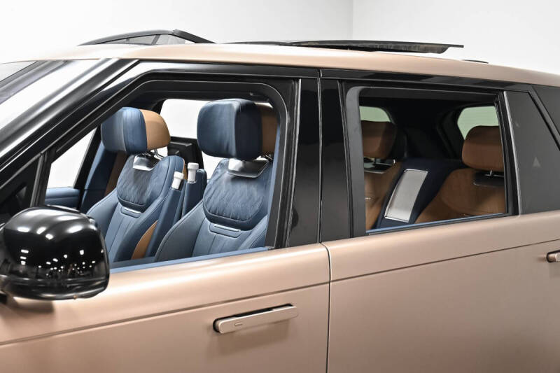 2023 Land Rover Range Rover P530 SV LWB