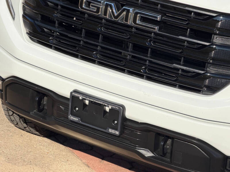 2022 GMC Sierra 1500 Elevation