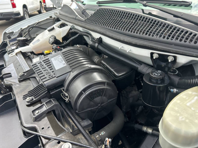 2017 Chevrolet Express 2500