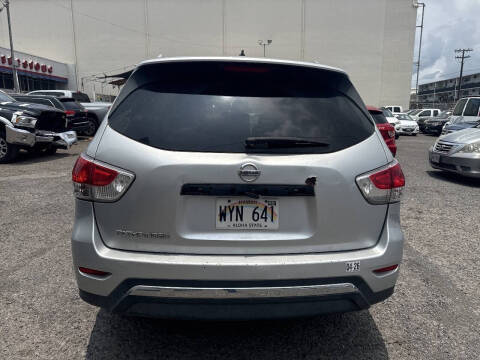 2015 Nissan Pathfinder S
