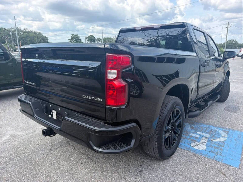 2022 Chevrolet Silverado 1500 Custom