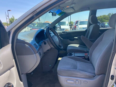 2005 Toyota Sienna