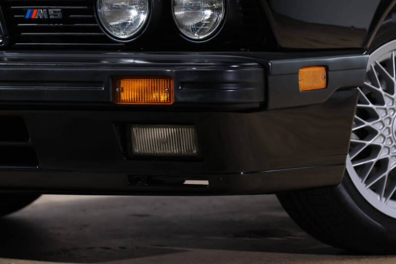1988 BMW M5