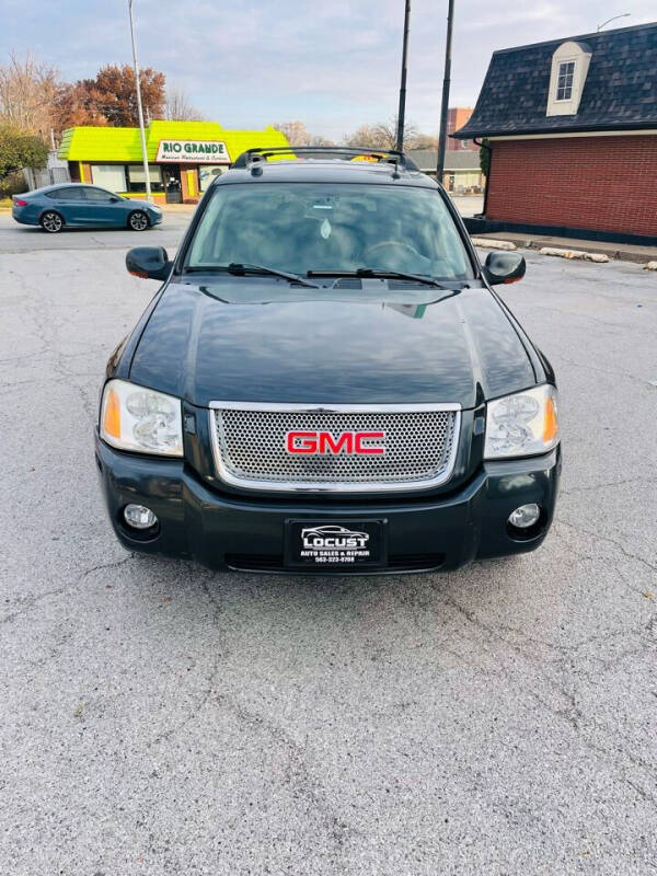 2005 GMC Envoy XL for sale at Locust Auto Sales in Davenport IA