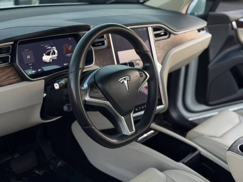 2017 Tesla Model X
