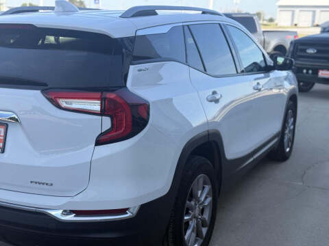 2024 GMC Terrain SLT