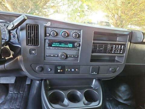 2024 Chevrolet Express 2500