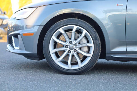 2019 Audi A4 quattro Premium Plus 45 TFSI