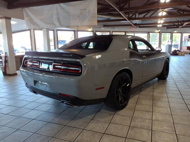 2021 Dodge Challenger