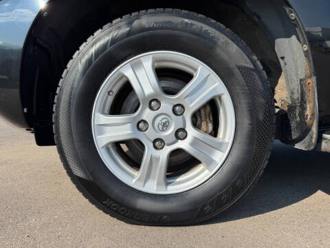 2013 Toyota Sequoia SR5