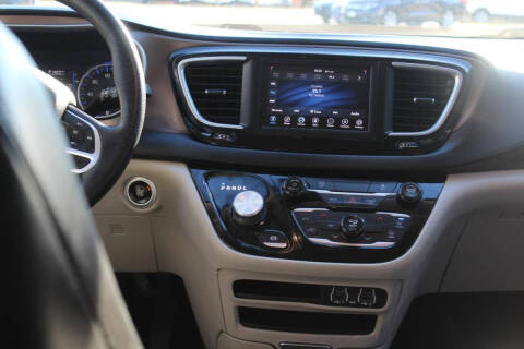 2021 Chrysler Voyager LXi