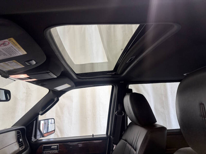 2014 Lincoln Navigator L