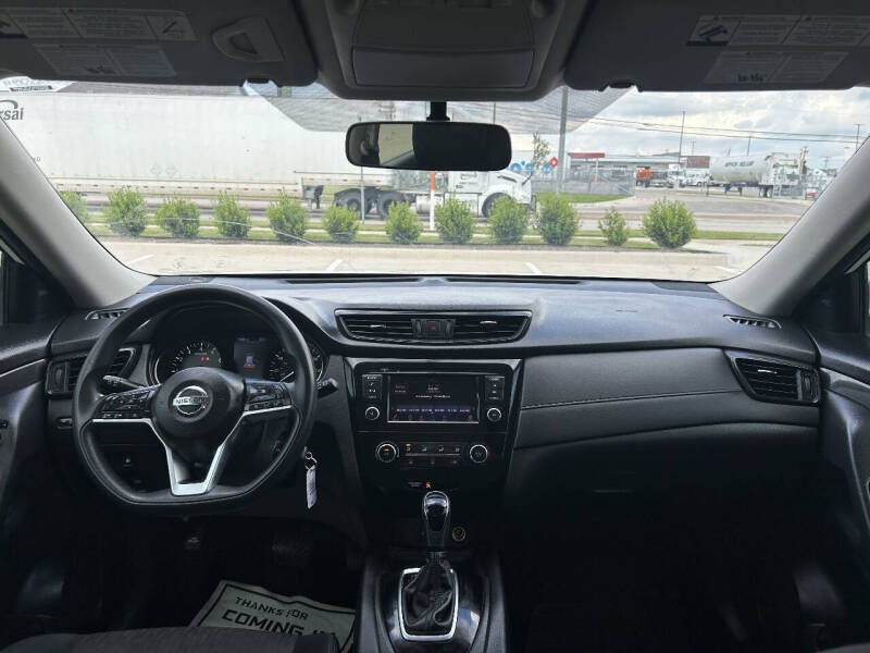 2018 Nissan Rogue S