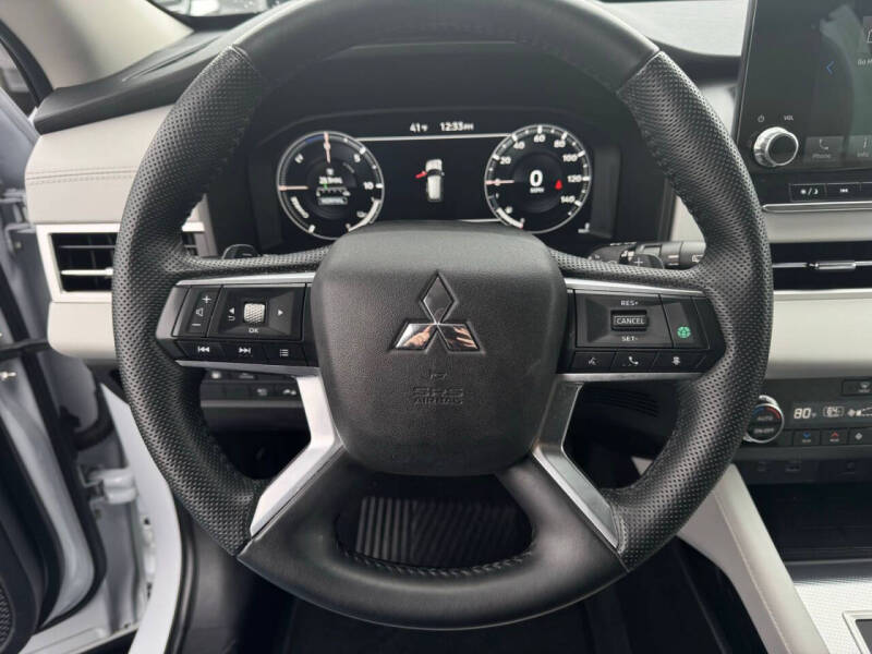 2023 Mitsubishi Outlander PHEV SEL