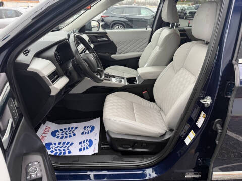 2022 Mitsubishi Outlander SEL