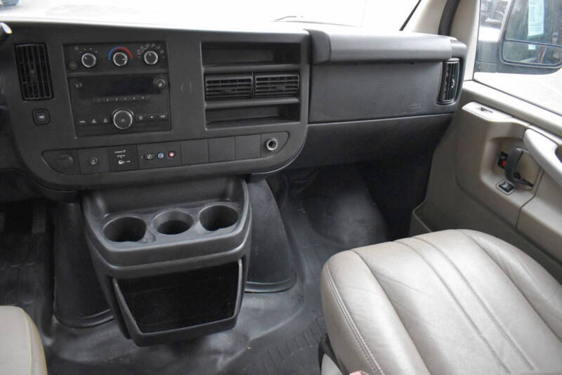 2012 GMC Savana LS 2500