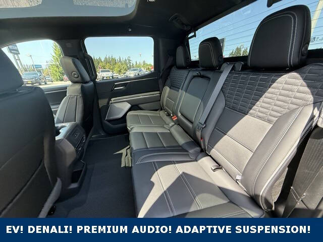 2025 GMC Sierra EV Denali