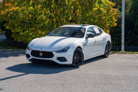 2022 Maserati Ghibli Modena Q4