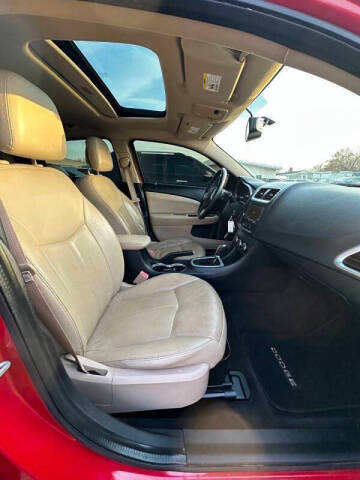 2011 Dodge Avenger Lux