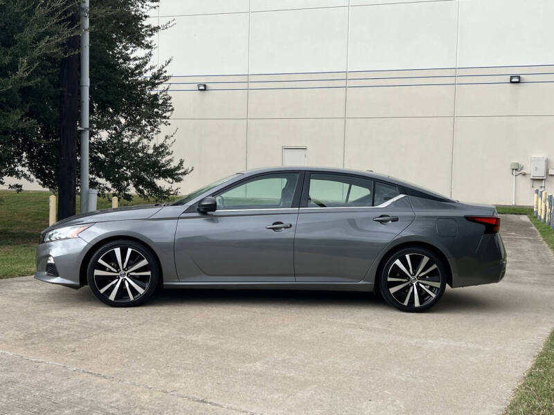 2021 Nissan Altima 2.5 SR