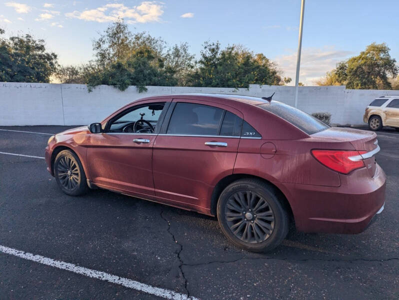 2013 Chrysler 200 Limited