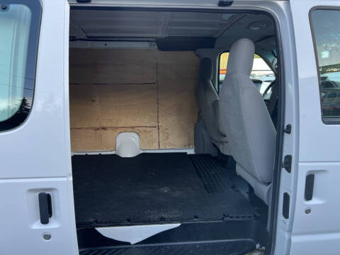2010 Ford E-Series E-150