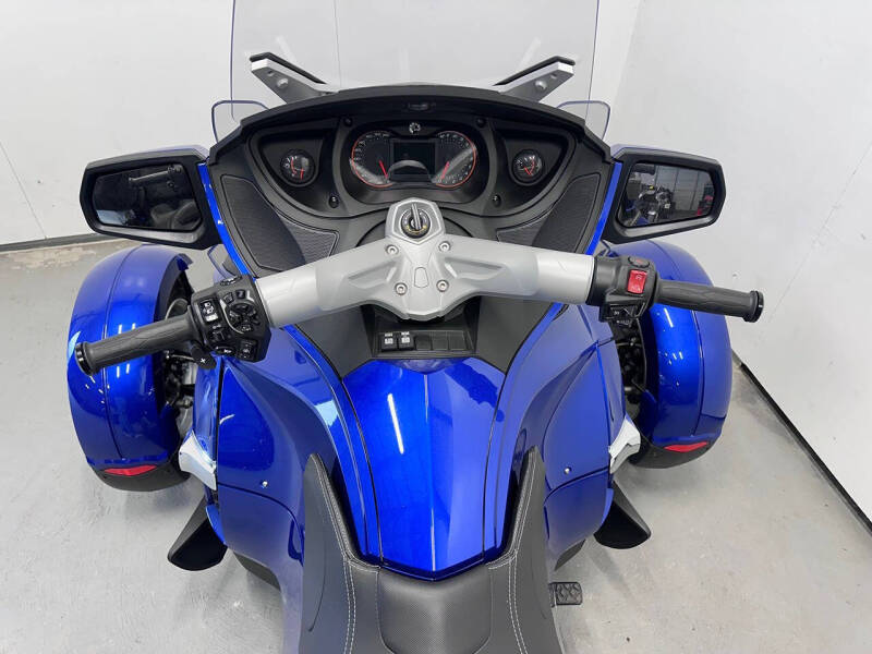 2012 Can-Am Spyder RT