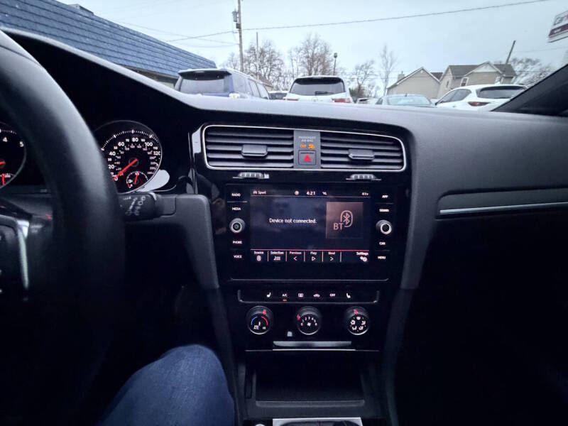 2020 Volkswagen Golf GTI S