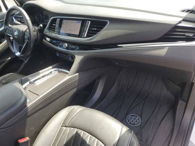 2022 Buick Enclave Avenir