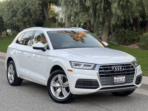 2018 Audi Q5 2.0T quattro Premium Plus