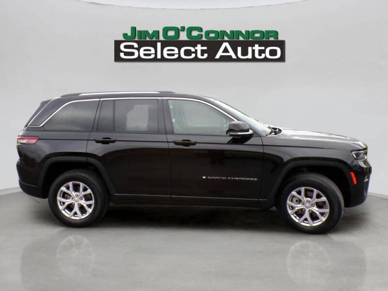 2022 Jeep Grand Cherokee Limited's photo