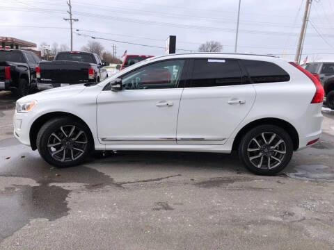 2017 Volvo XC60 T6 Dynamic