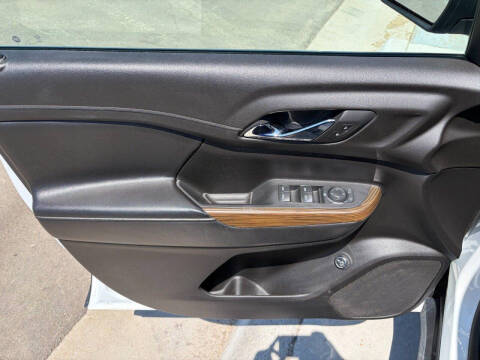 2019 GMC Acadia SLE-2