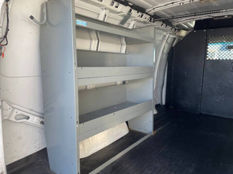 2017 GMC Savana 3500