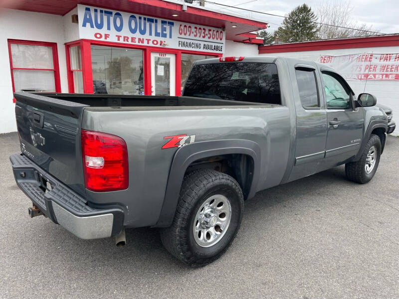 2011 Chevrolet Silverado 1500 LS photo 5